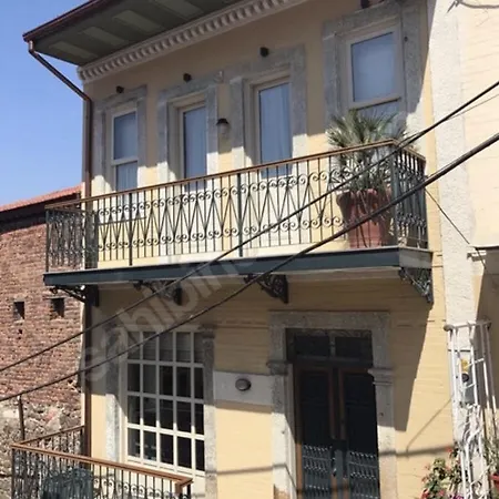 Karatas Izmir'de Konak Izmir
